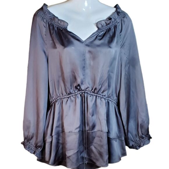 Violet & Claire Tops - Violet & Claire flowy gray blouse L